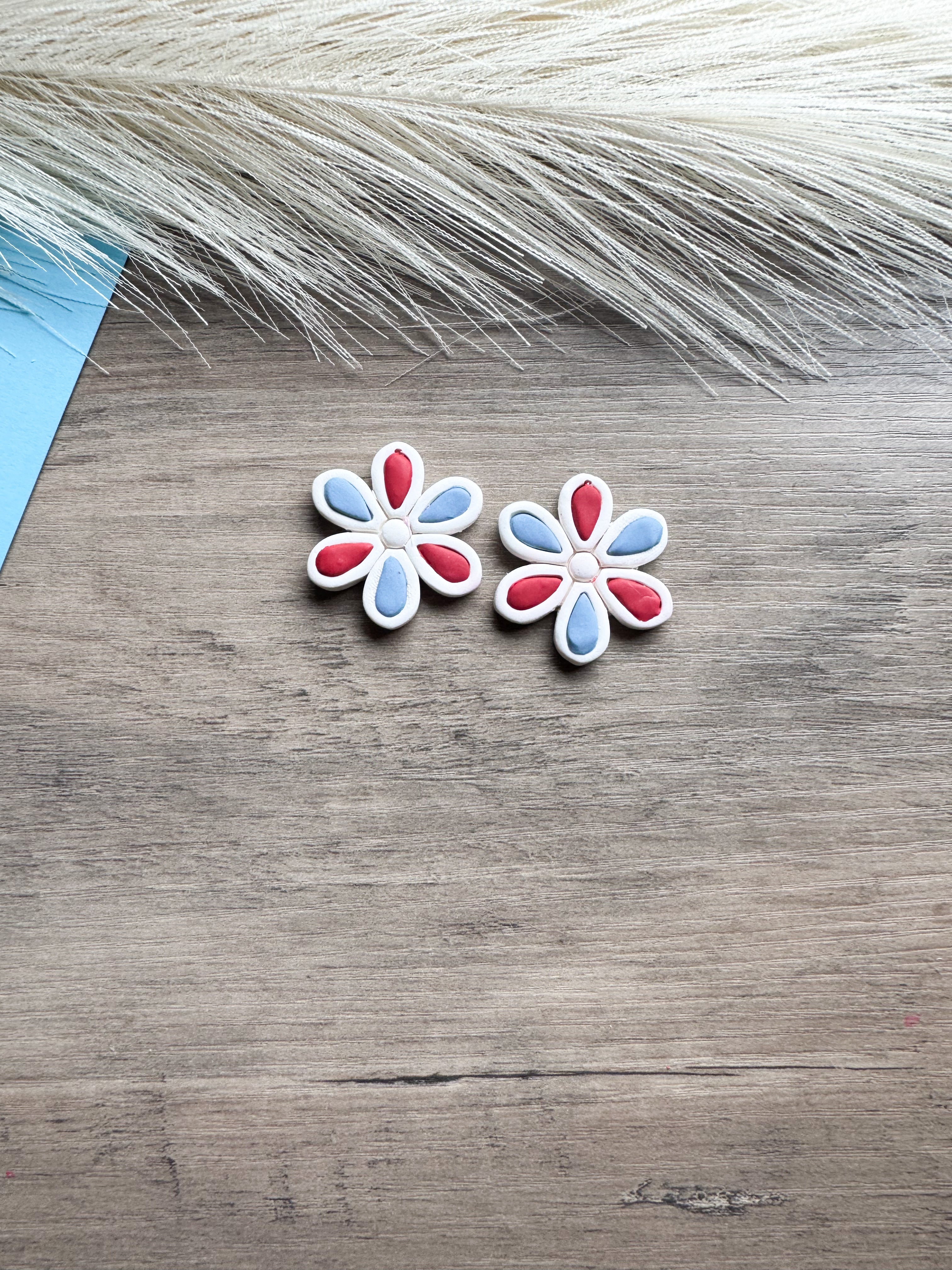Patriotic Daisy Earrings