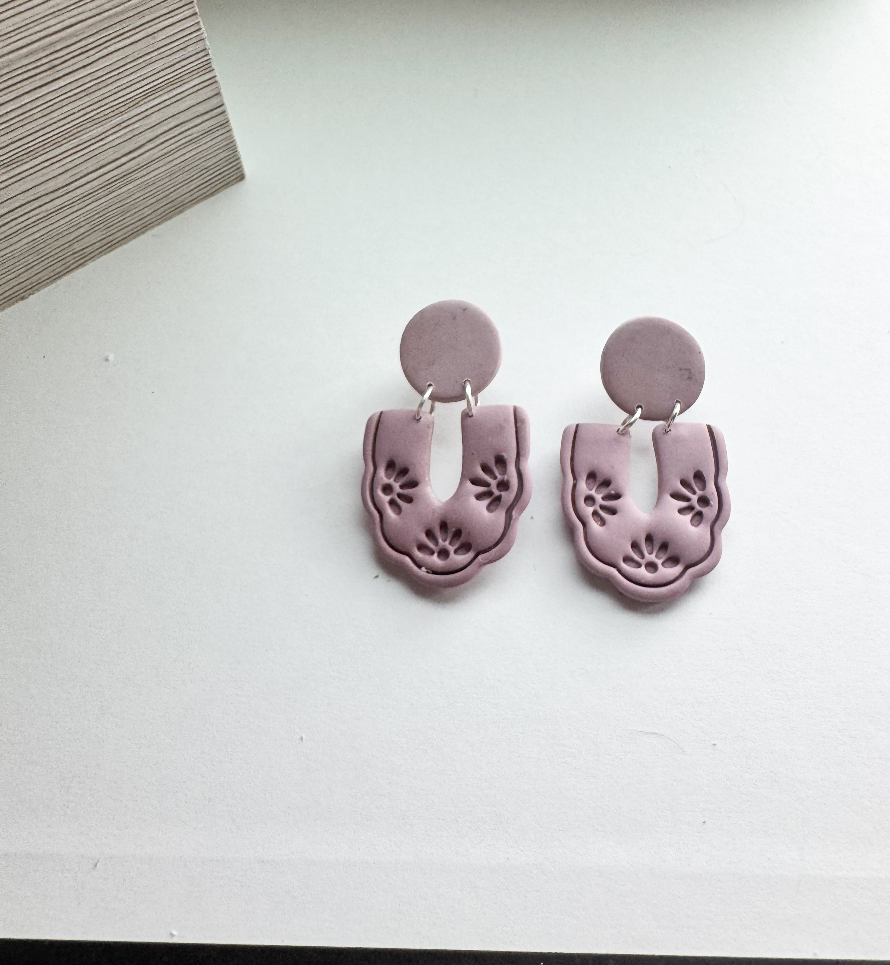 Clay Lace: engraved scalloped dangles
