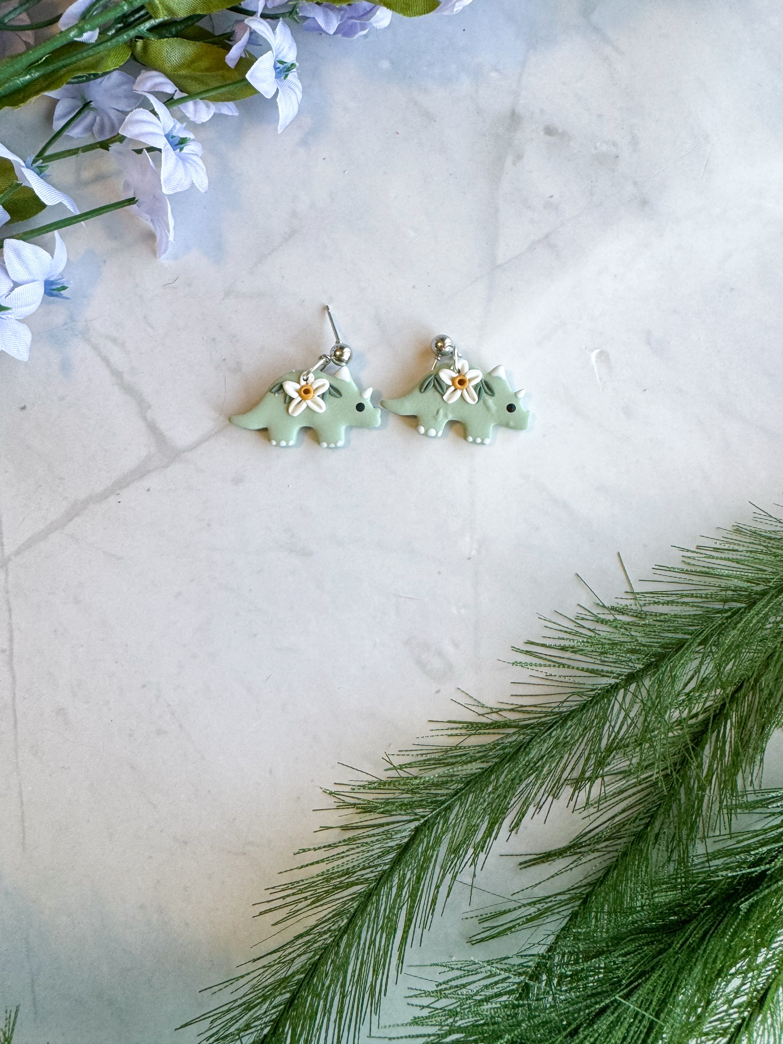 Triceratops Clay Earrings (green)