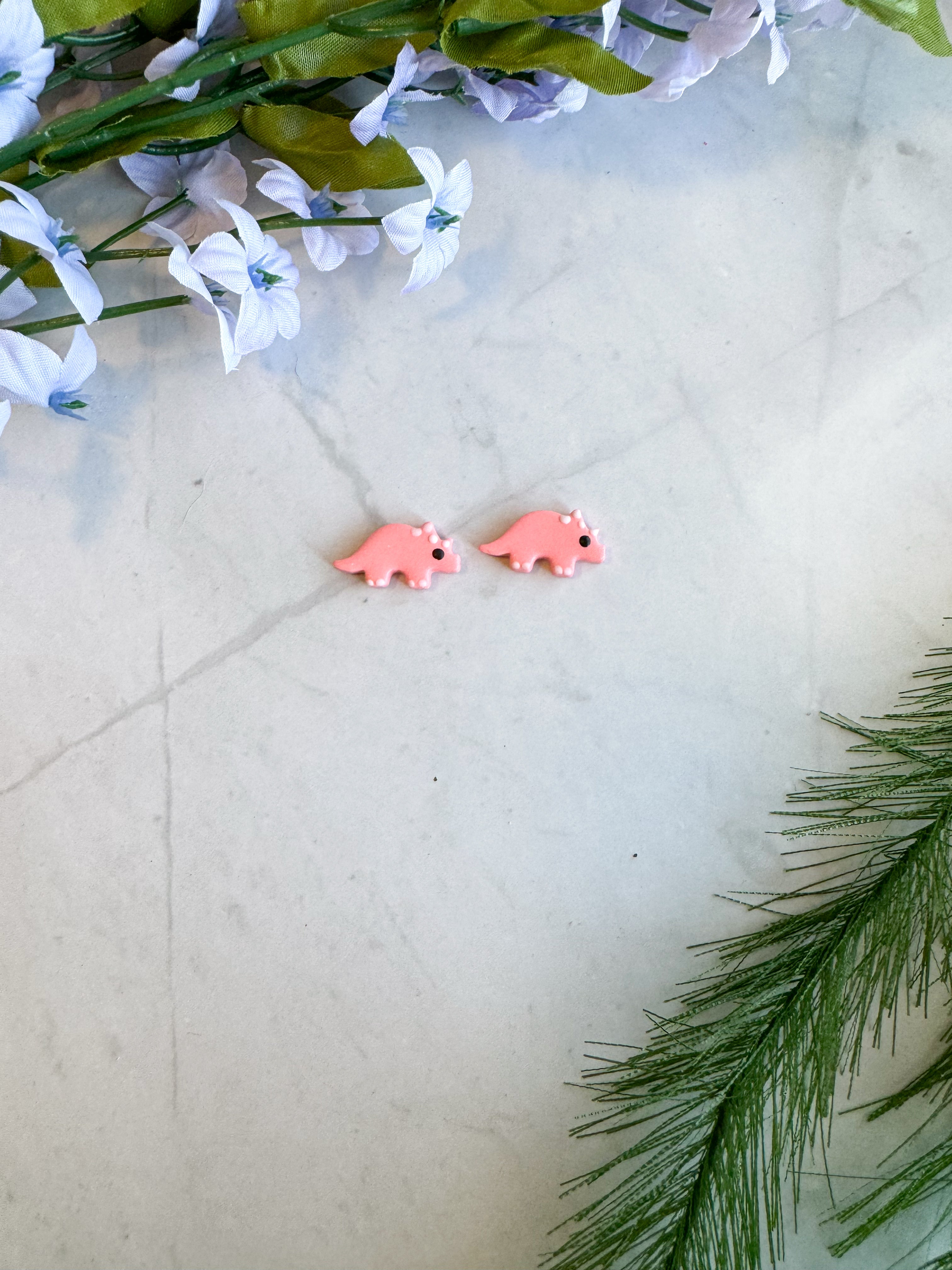 Individual Dino Studs