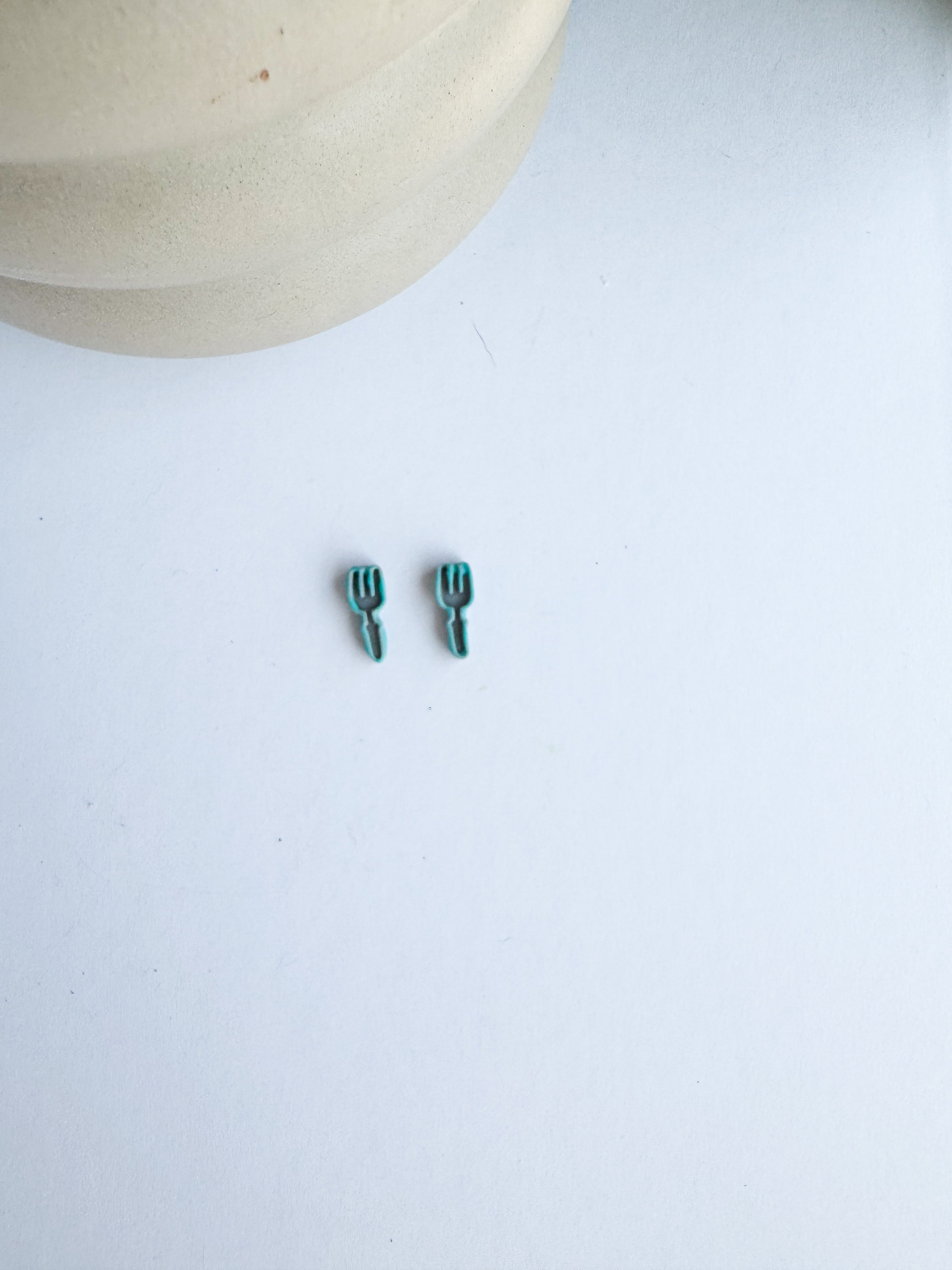 Garden tool studs