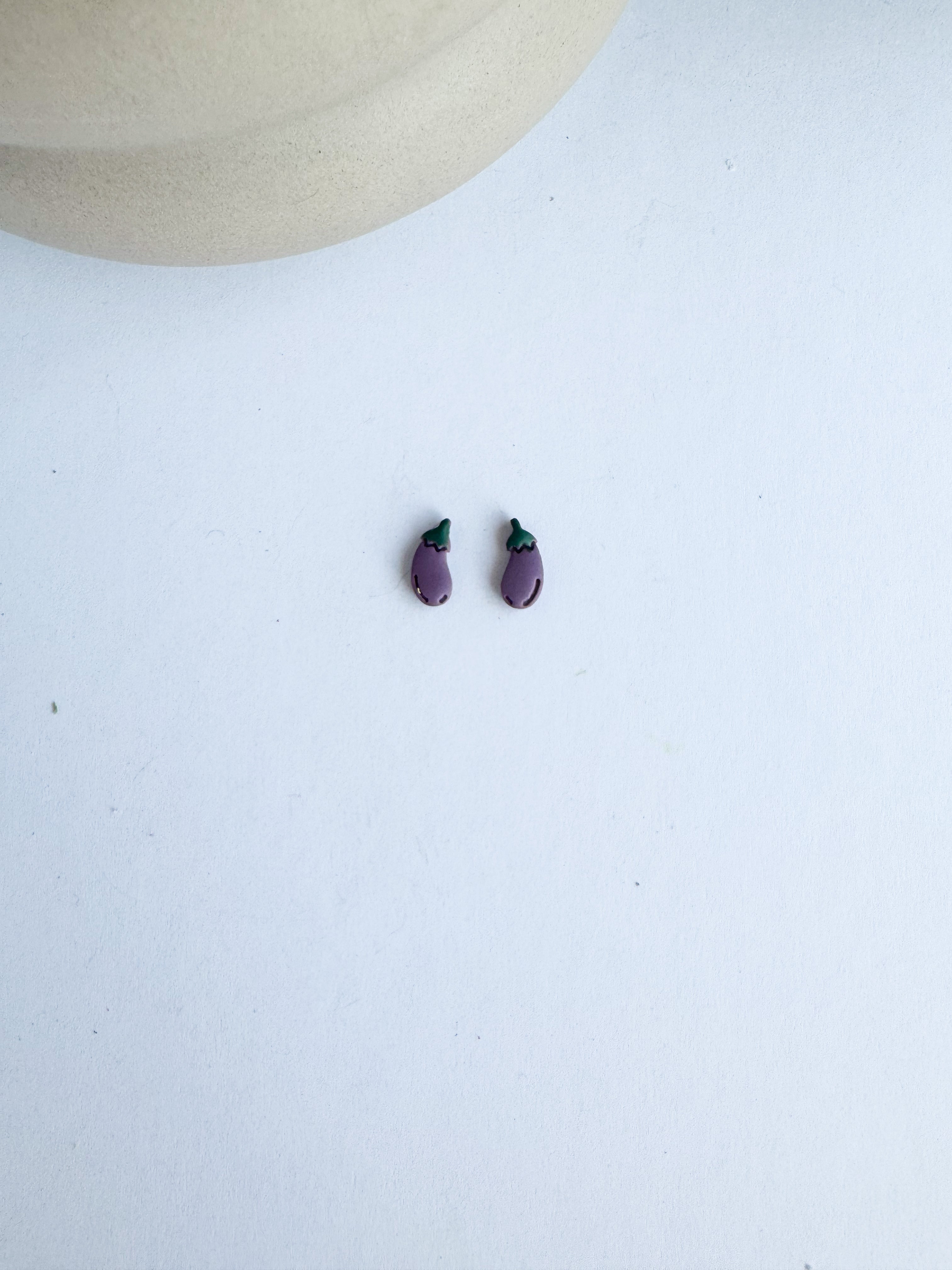 Eggplant studs