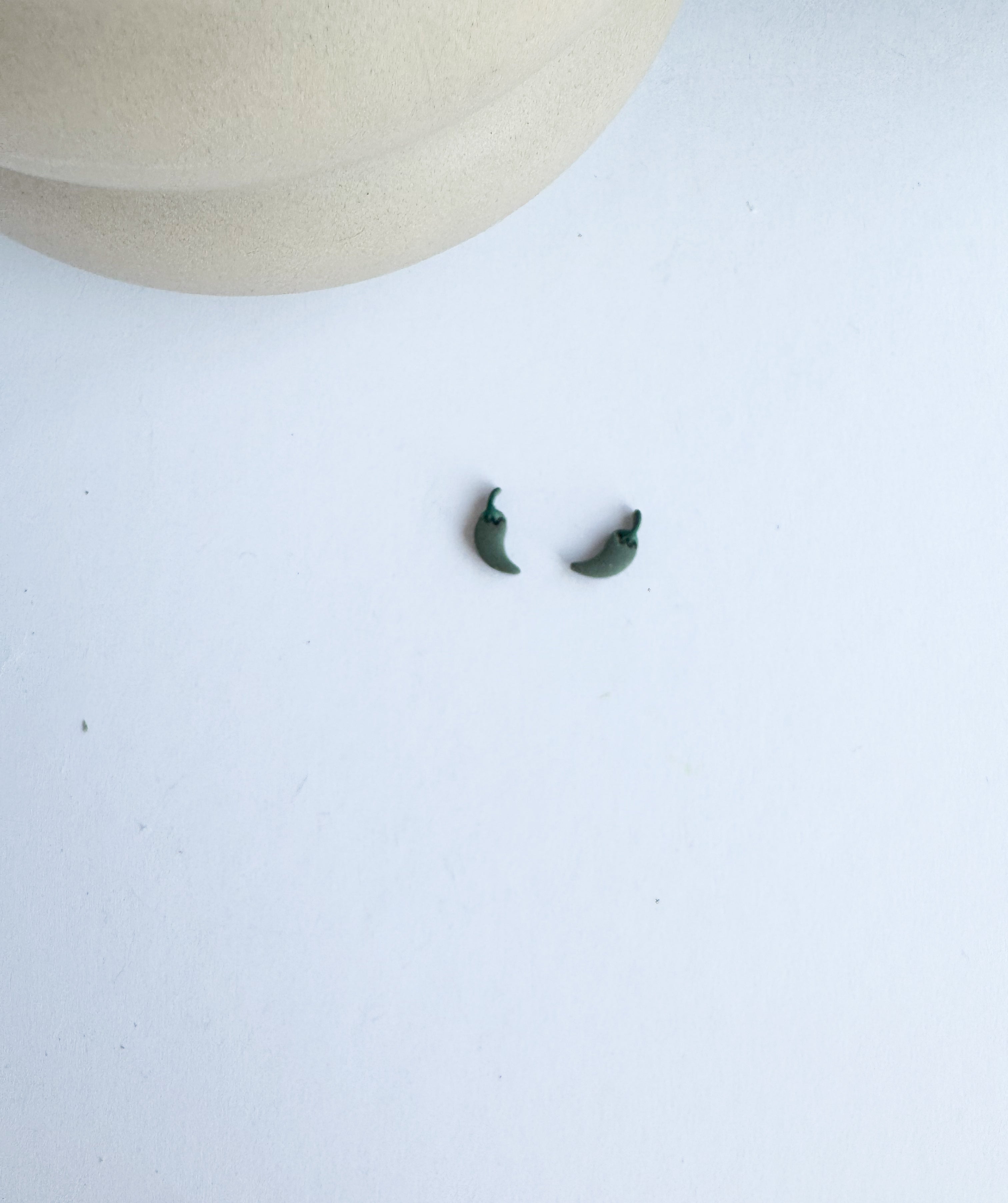 Pepper Studs