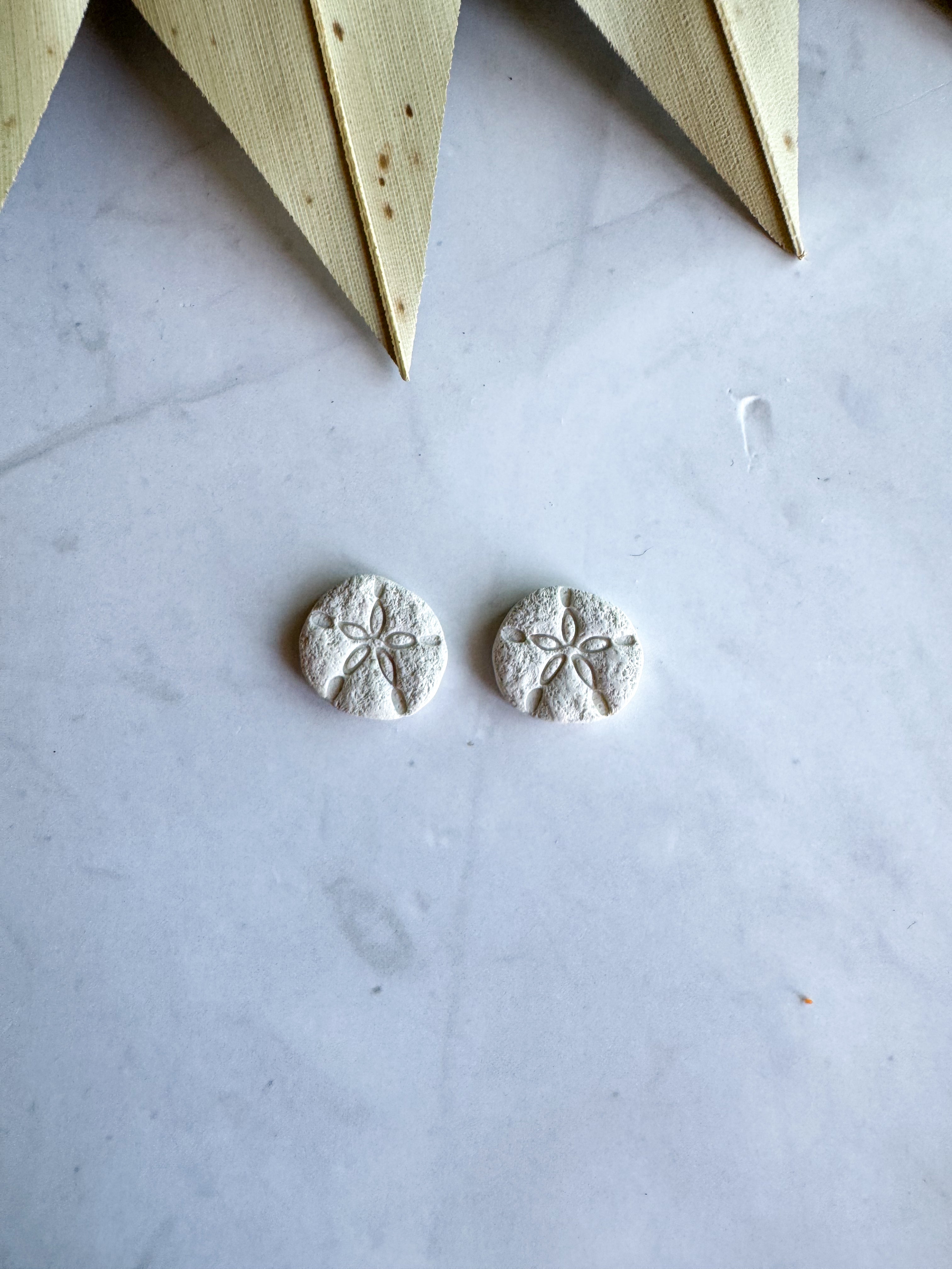 Individual Beach Studs