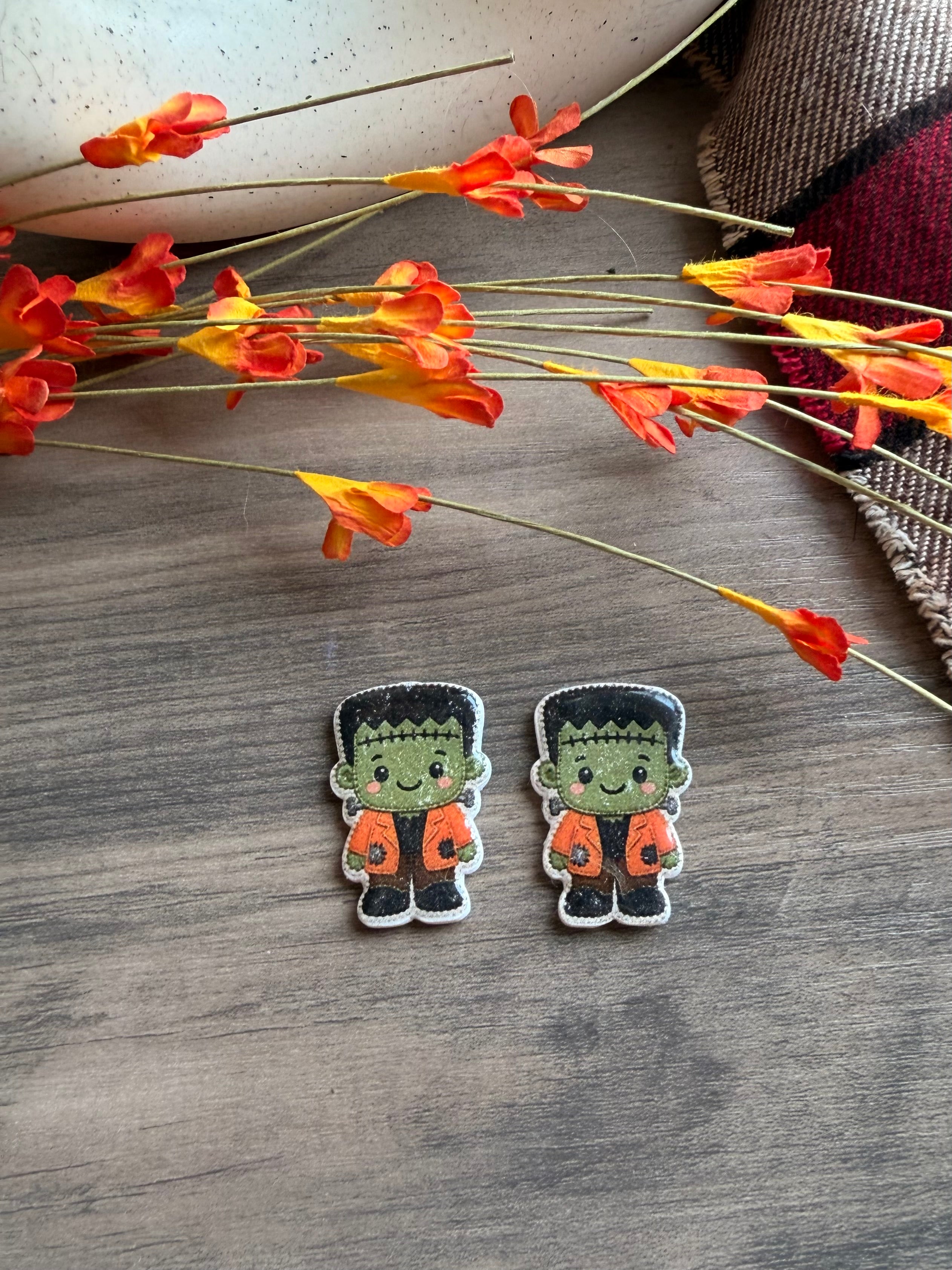 Cutie Frank Earrings or Magnet