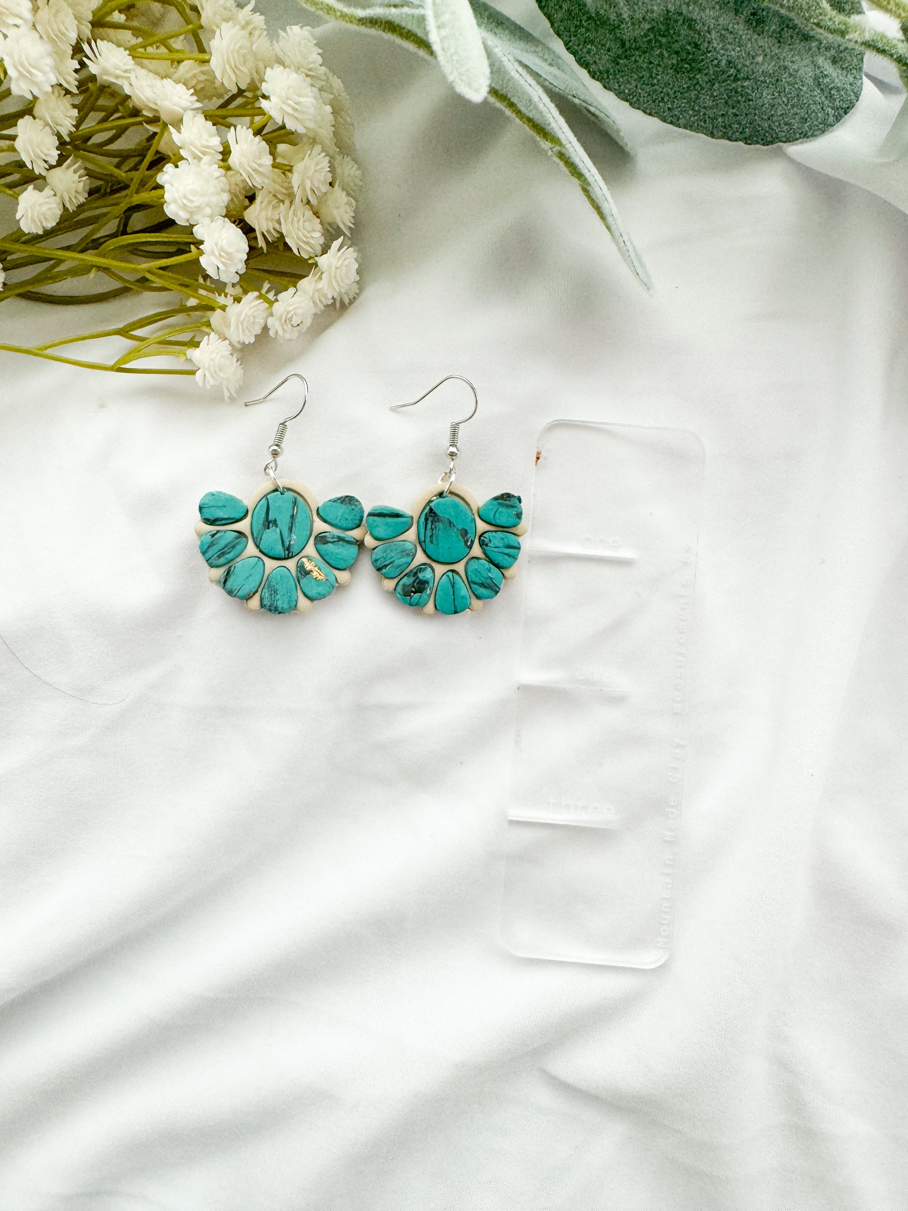 Turquoise Flower Cluster