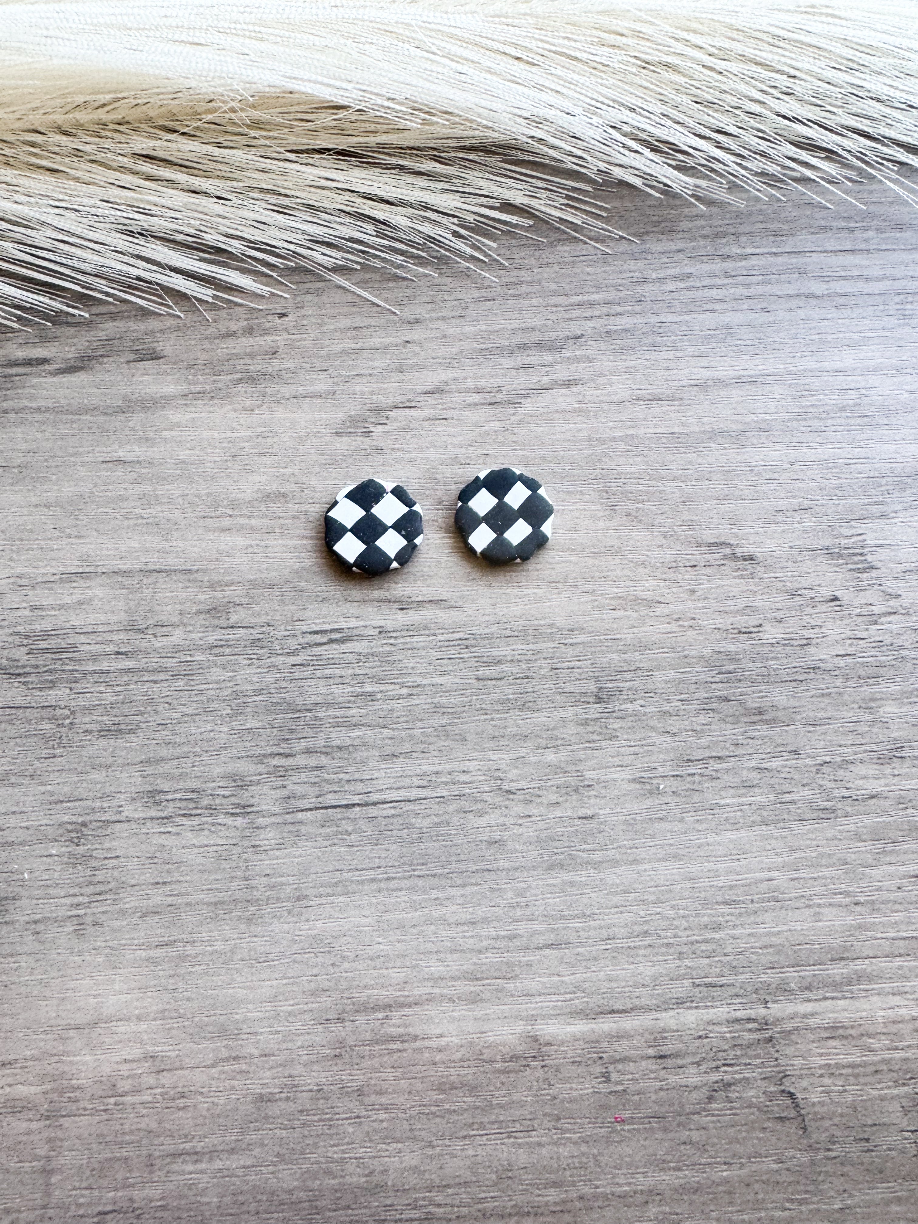 Checkered Studs