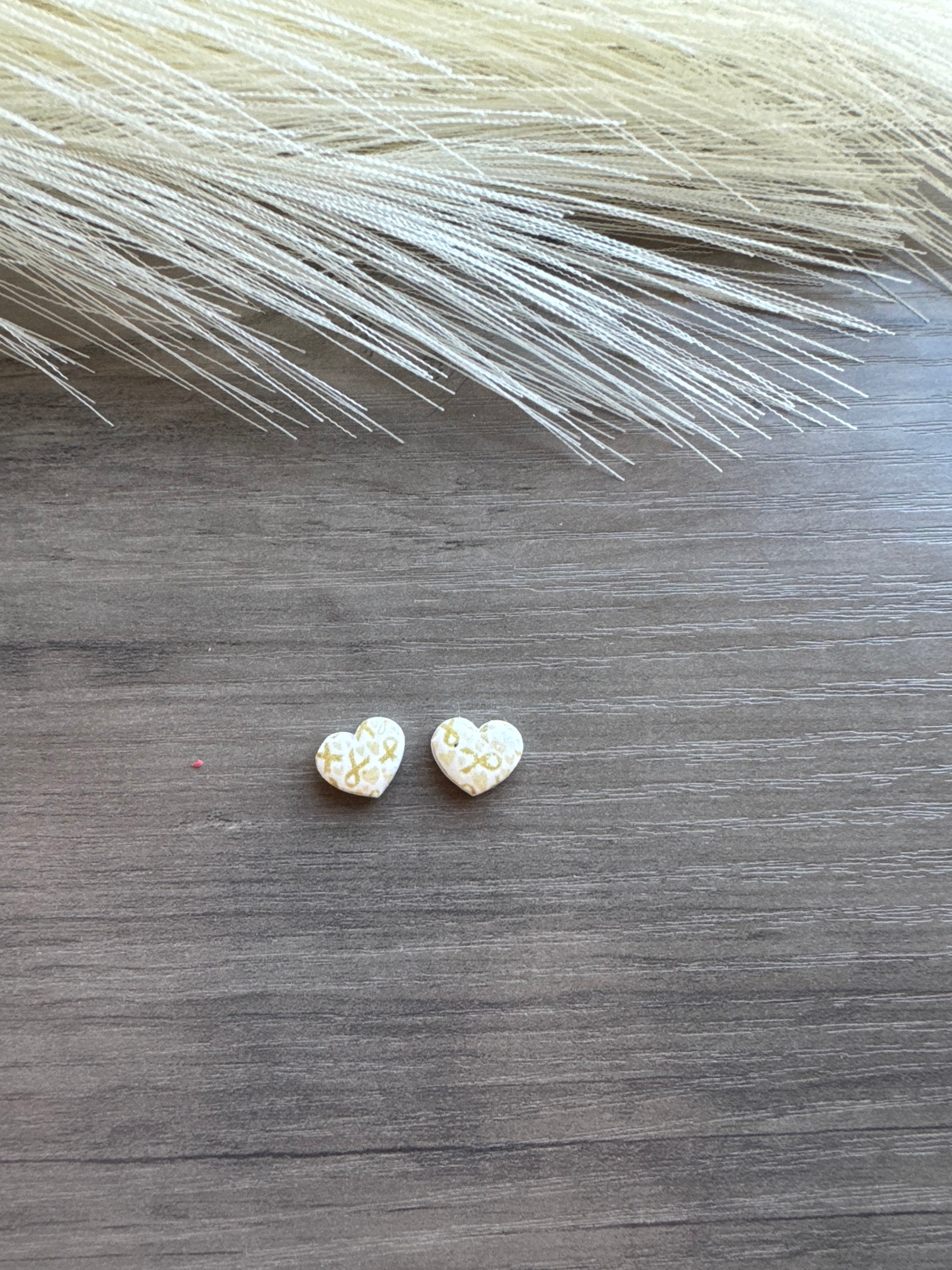 Mini Ribbon Studs