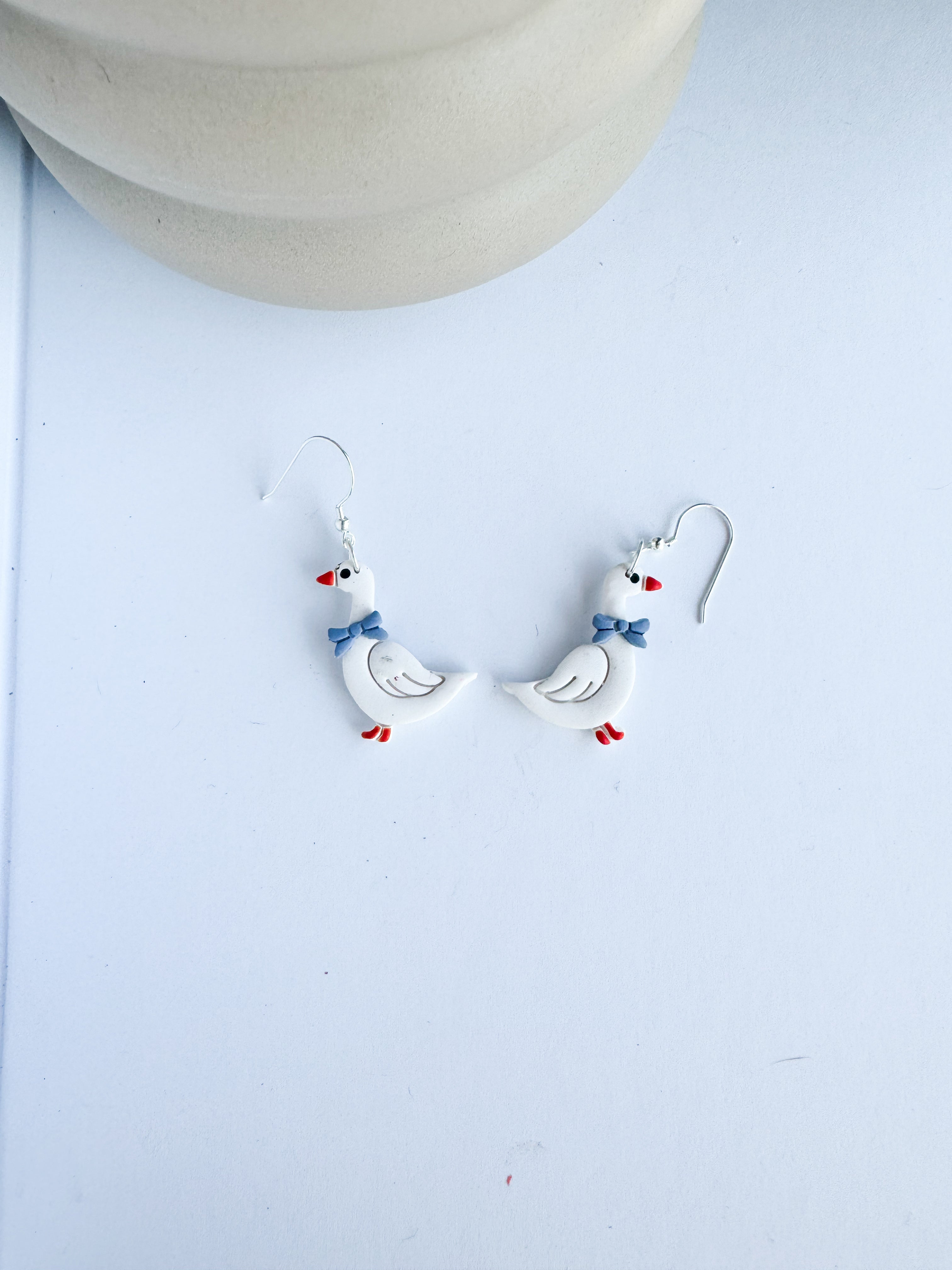 Goose on the loose Earrings
