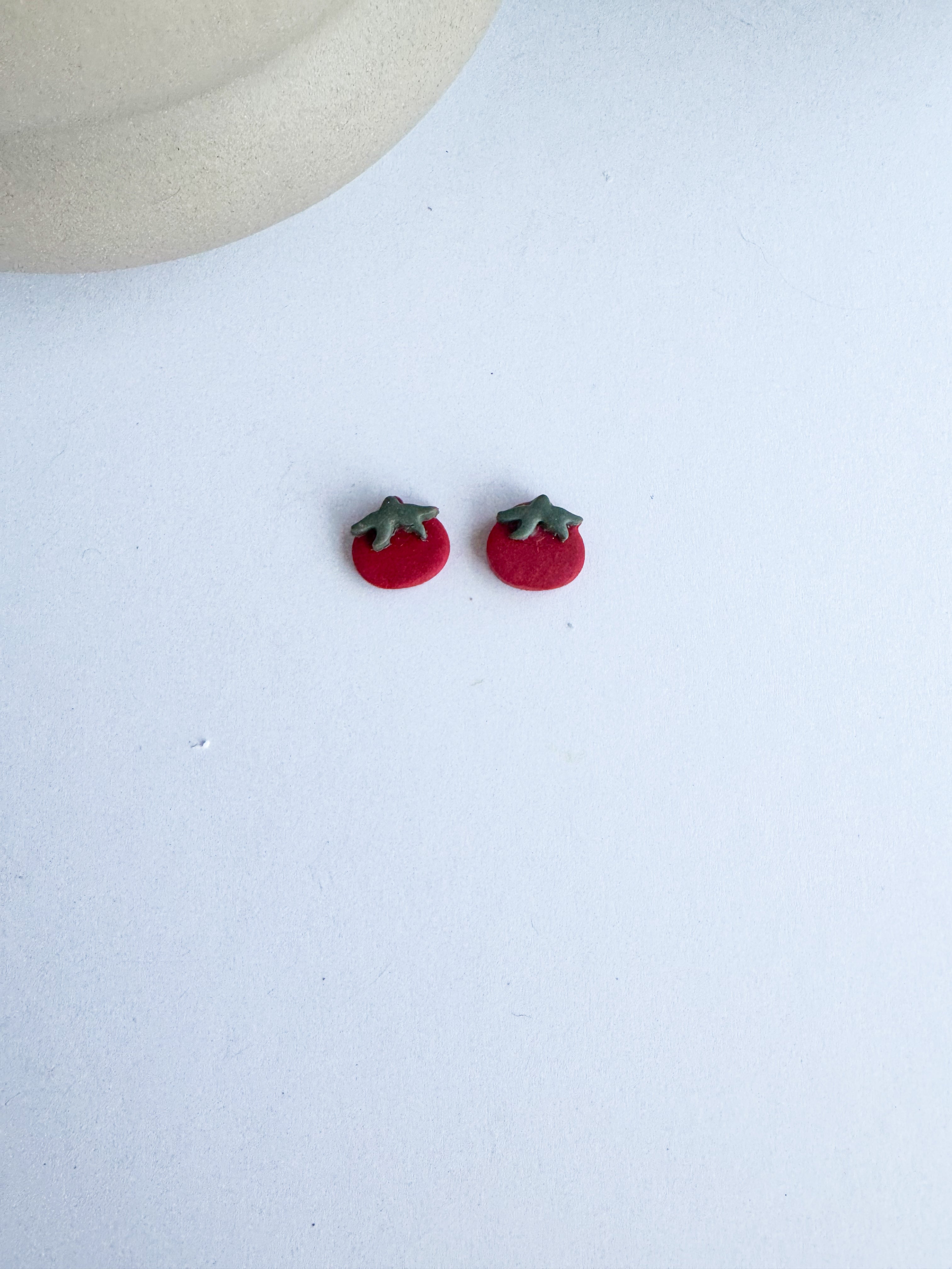 Tiny Tomato Studs