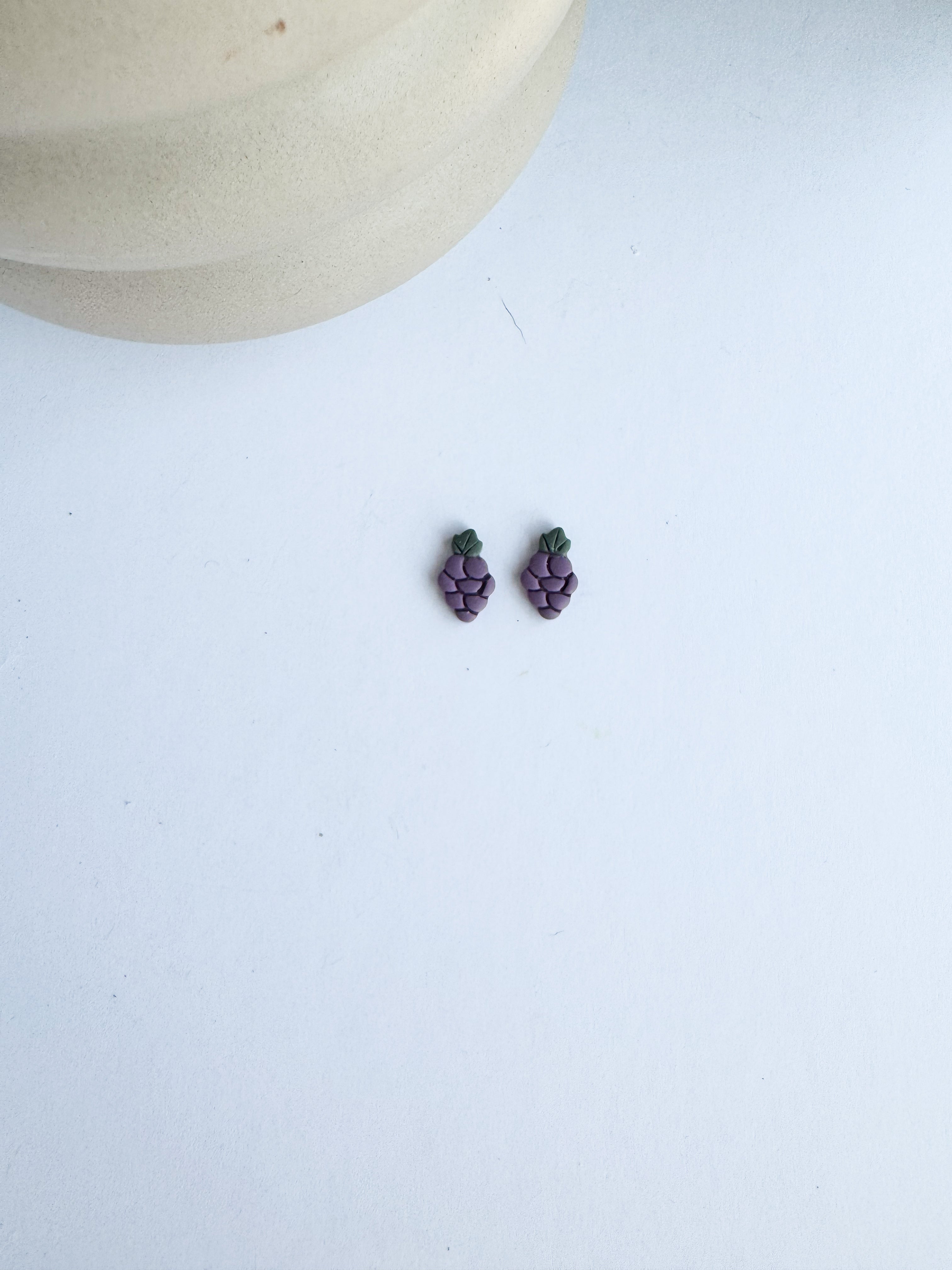 Grape Studs