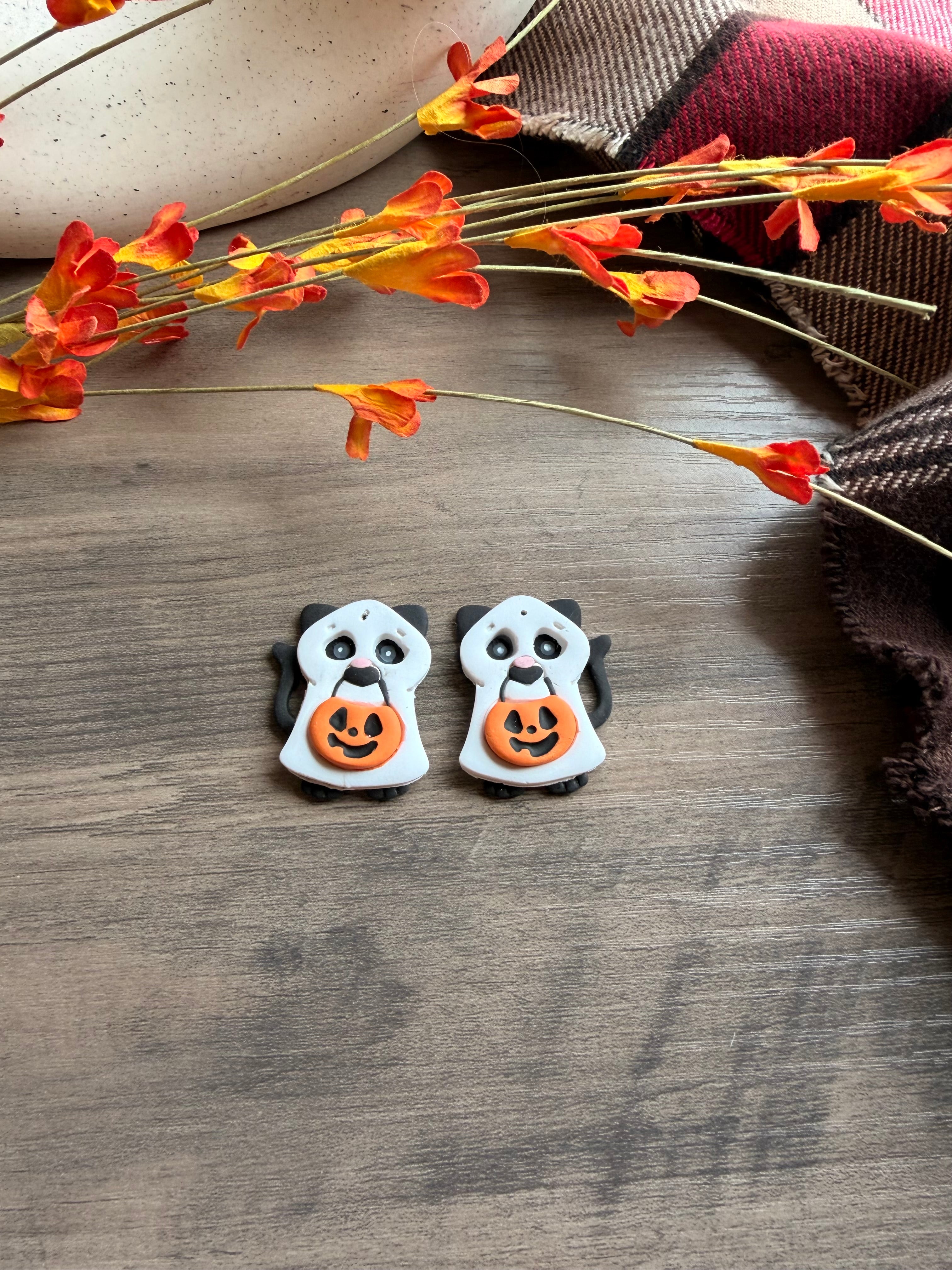 Pumpkin Patch Kitty Earrings