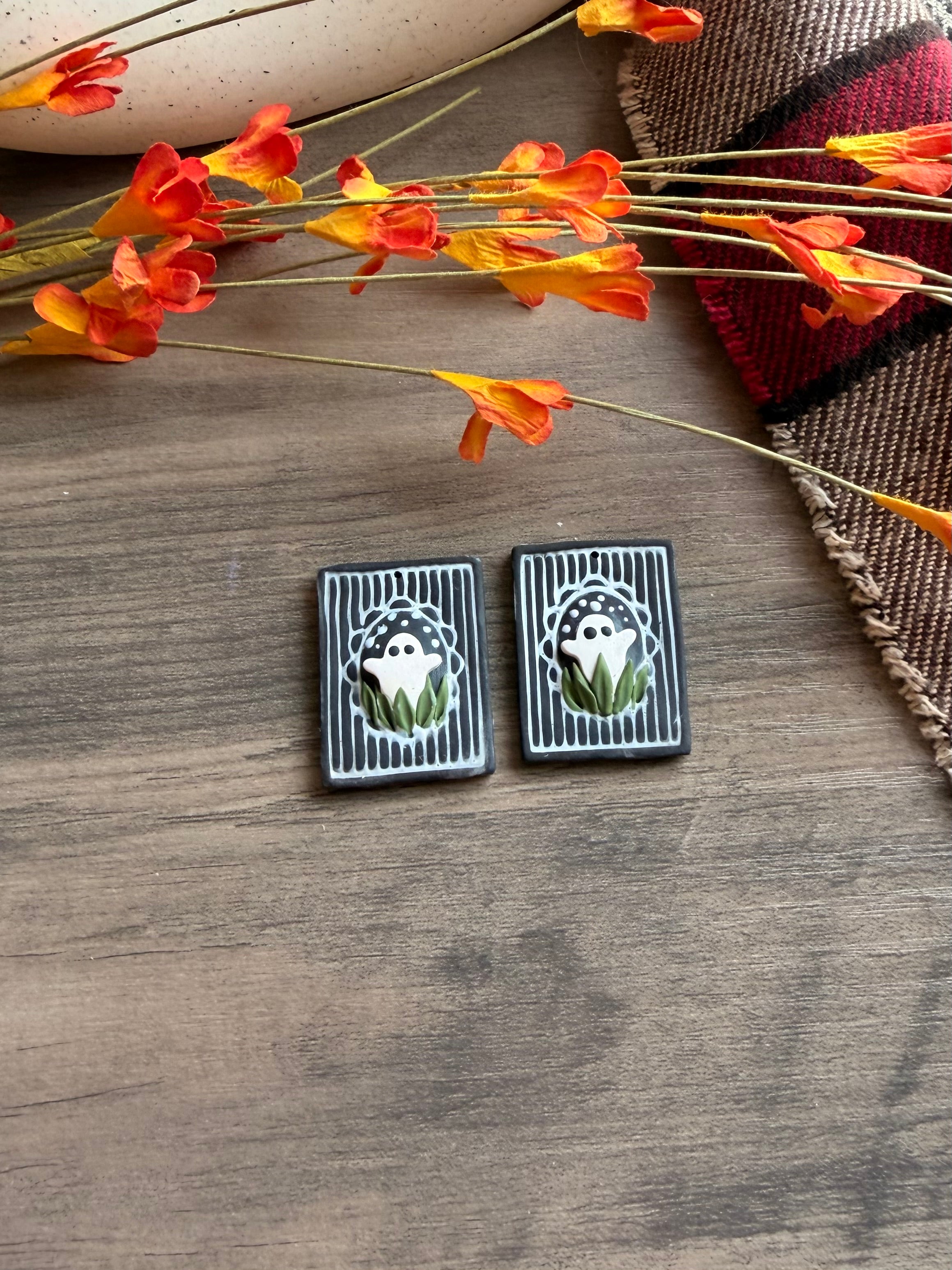 Ghost frame Earrings