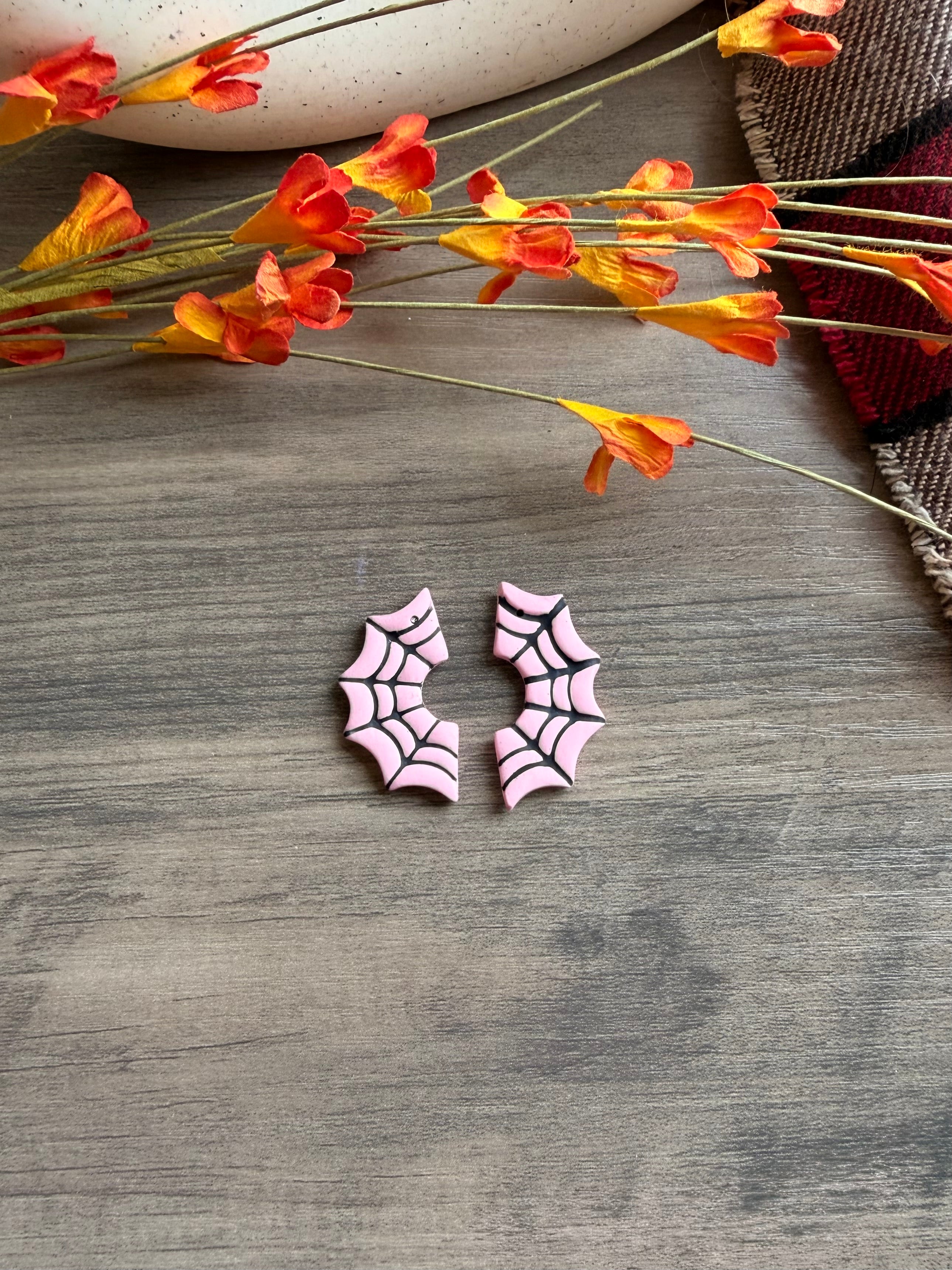Web of secrets Earrings