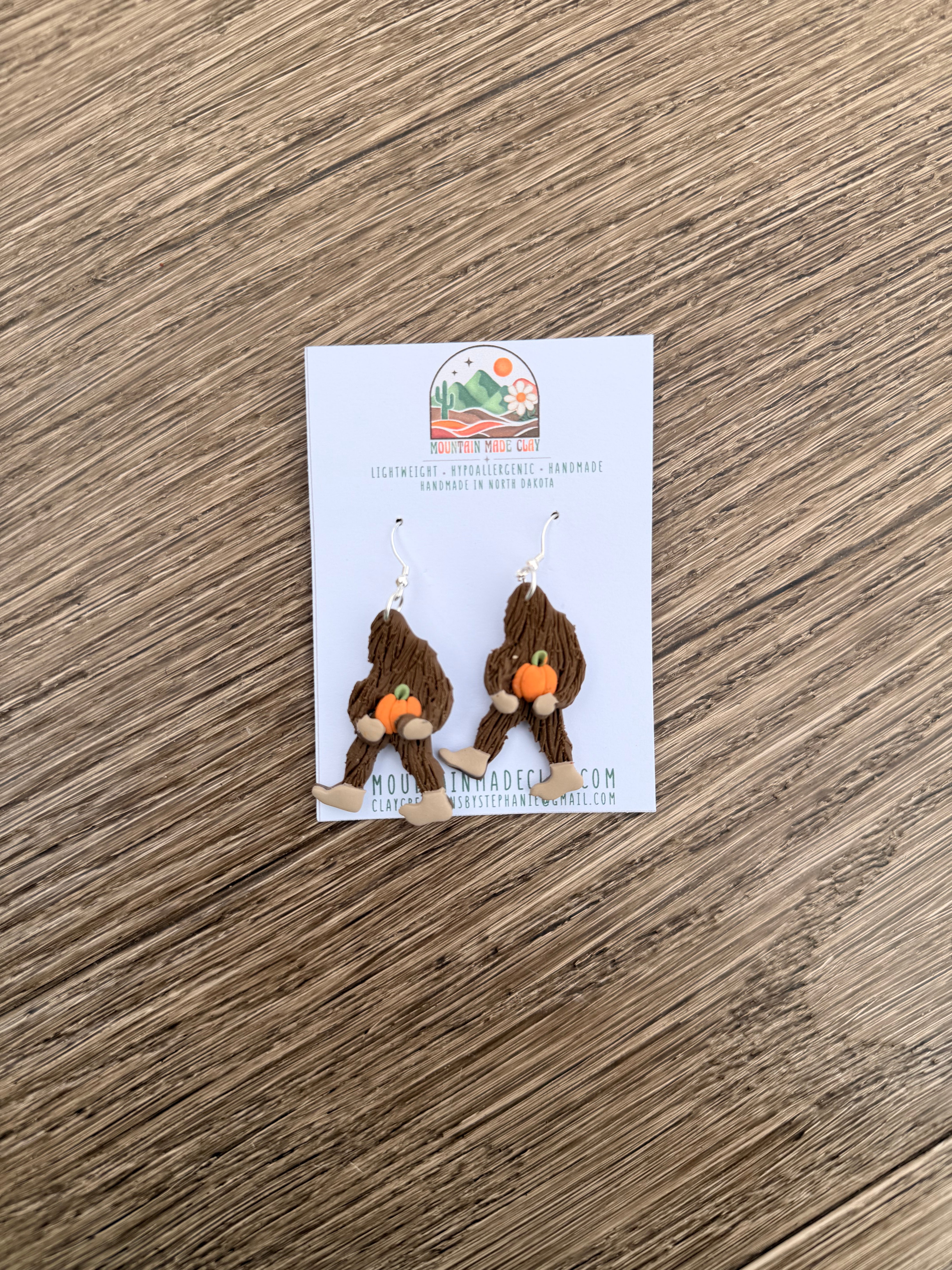 Fall/Halloween Big Foot Earrings