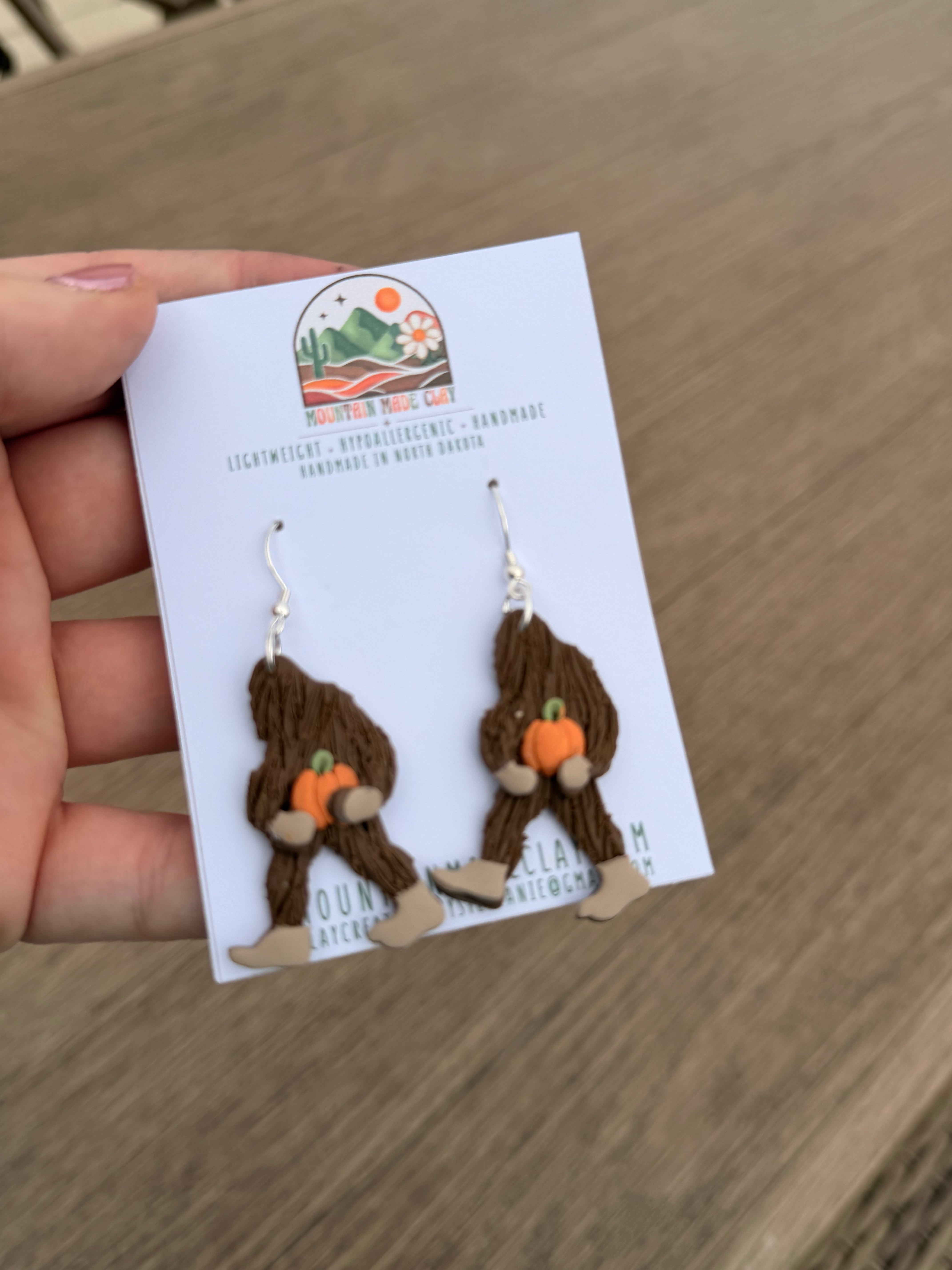 Fall/Halloween Big Foot Earrings