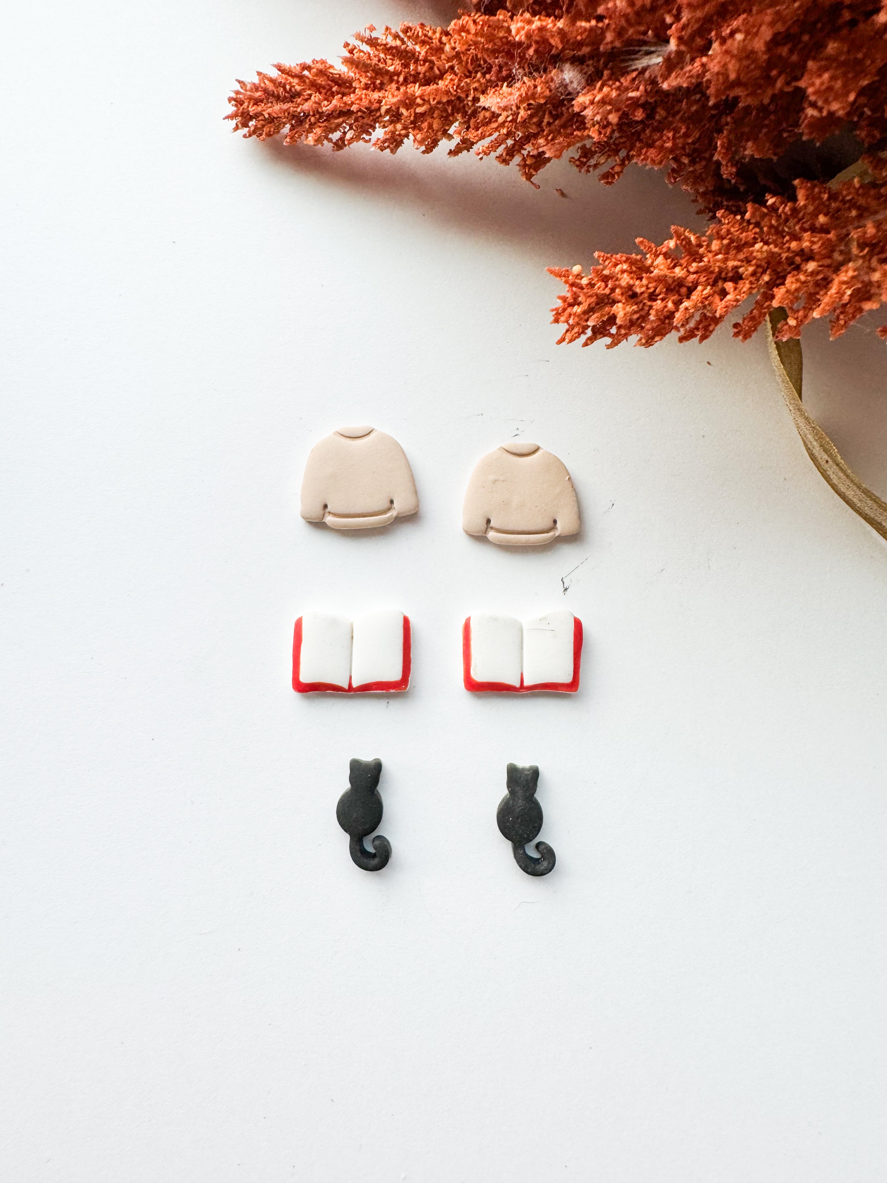 Cozy Bookworm Stud Pack