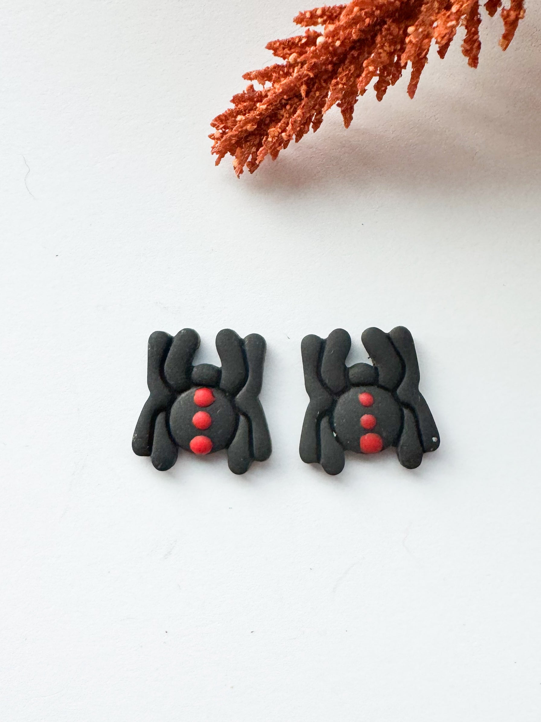 Black Widow Studs