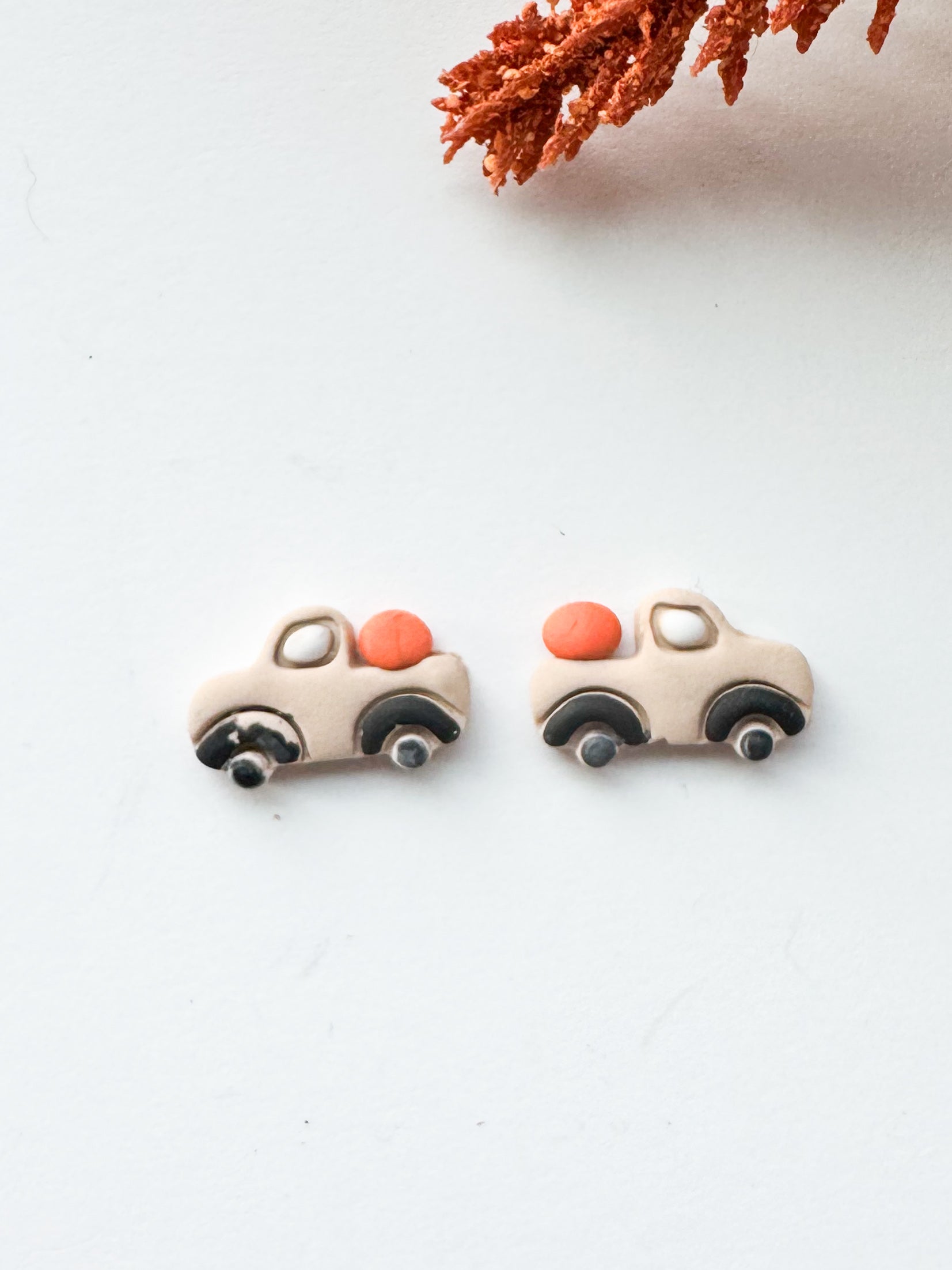 Pumpkin Patch Pick-Up Studs