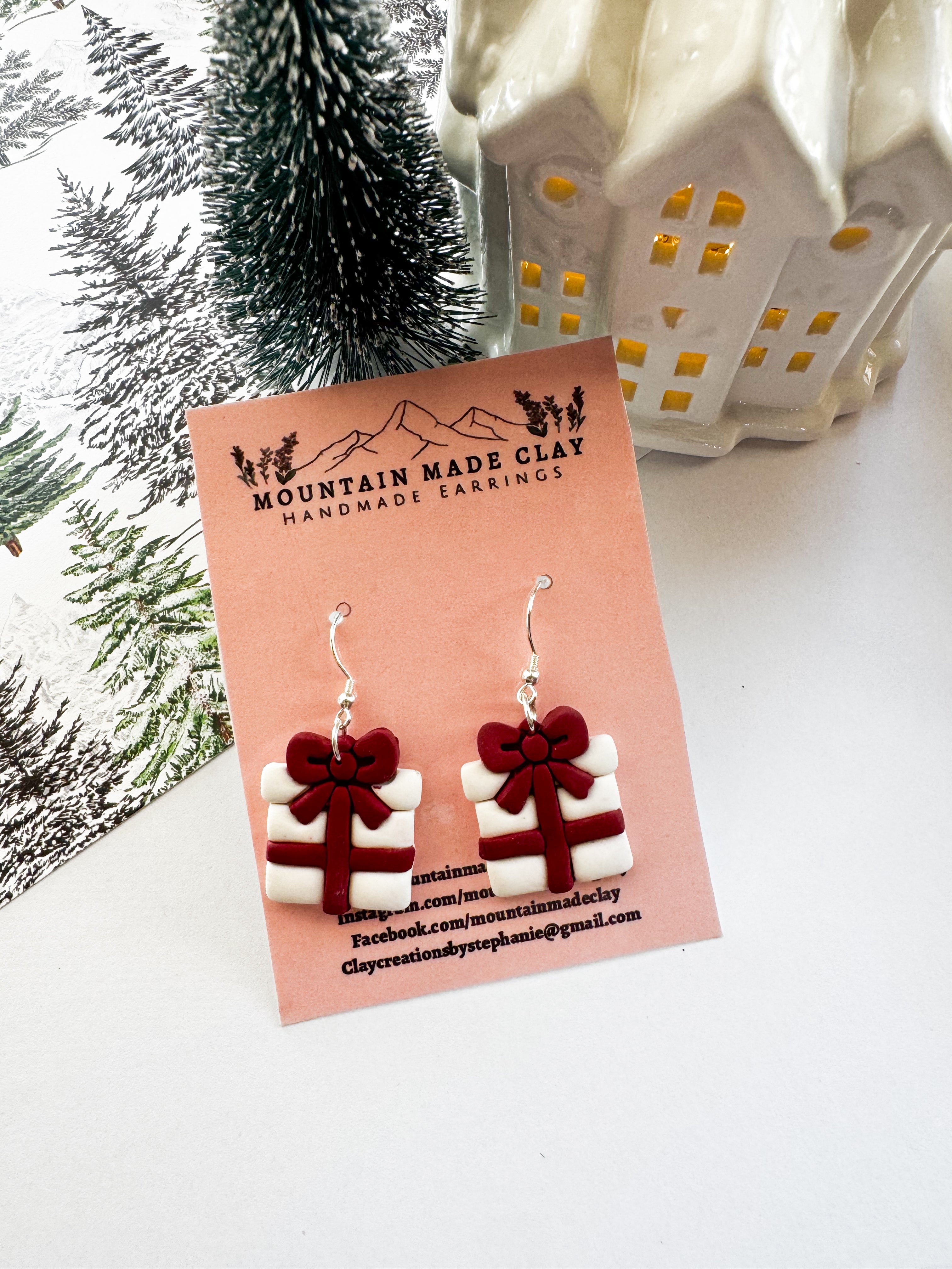 Gift Box Holiday Earrings | Christmas Present Dangles | Polymer Clay Bow Earrings