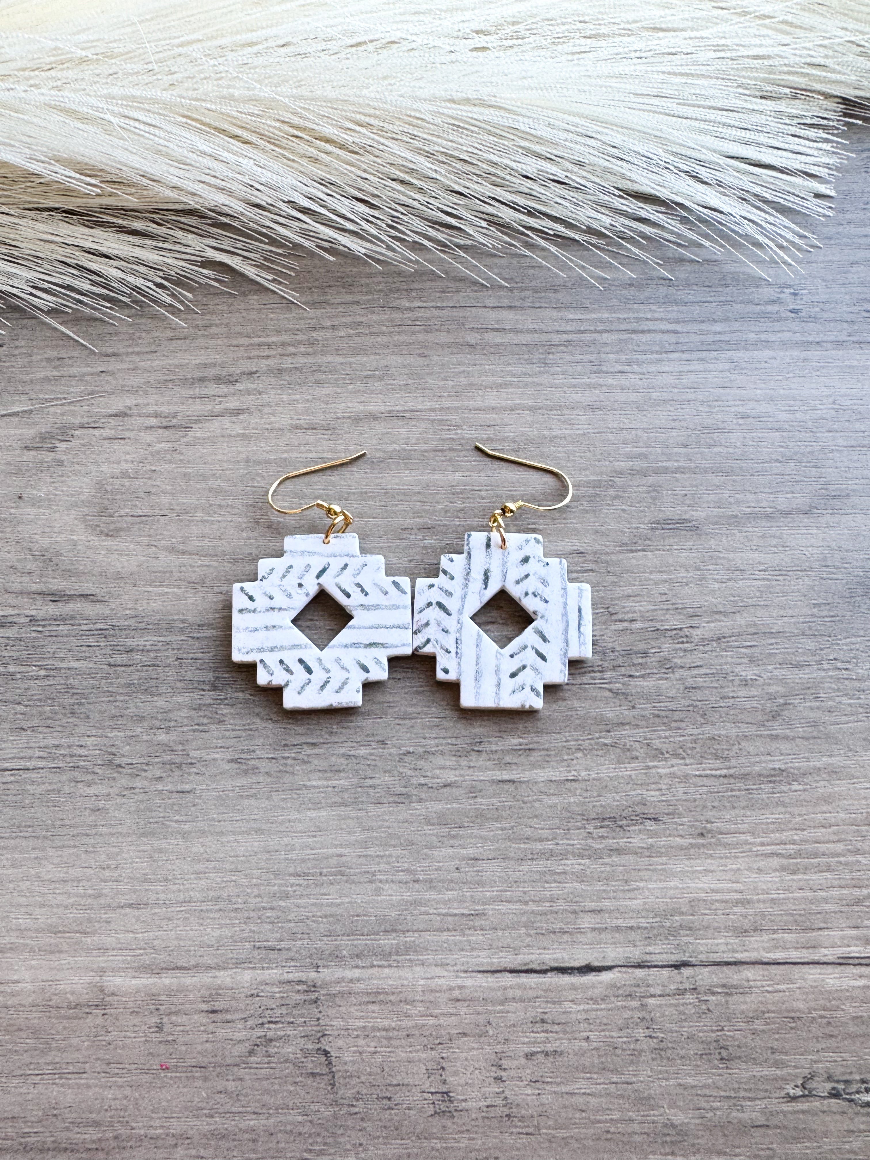 Dusty cowboy trails Earrings